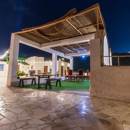 The Grand Pyramids View Hotel Kafret el-Gabal Kültér fotó