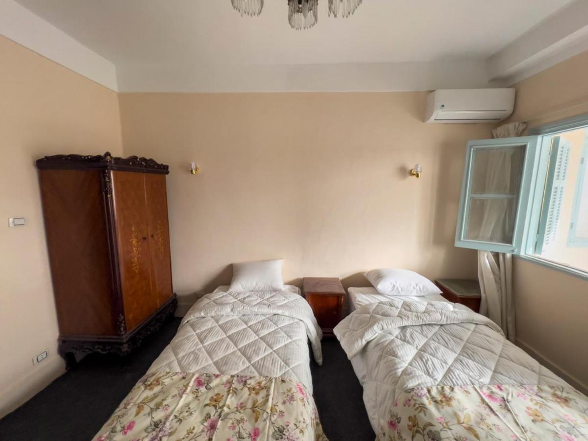 The Grand Pyramids View Hotel Kafret el-Gabal Kültér fotó