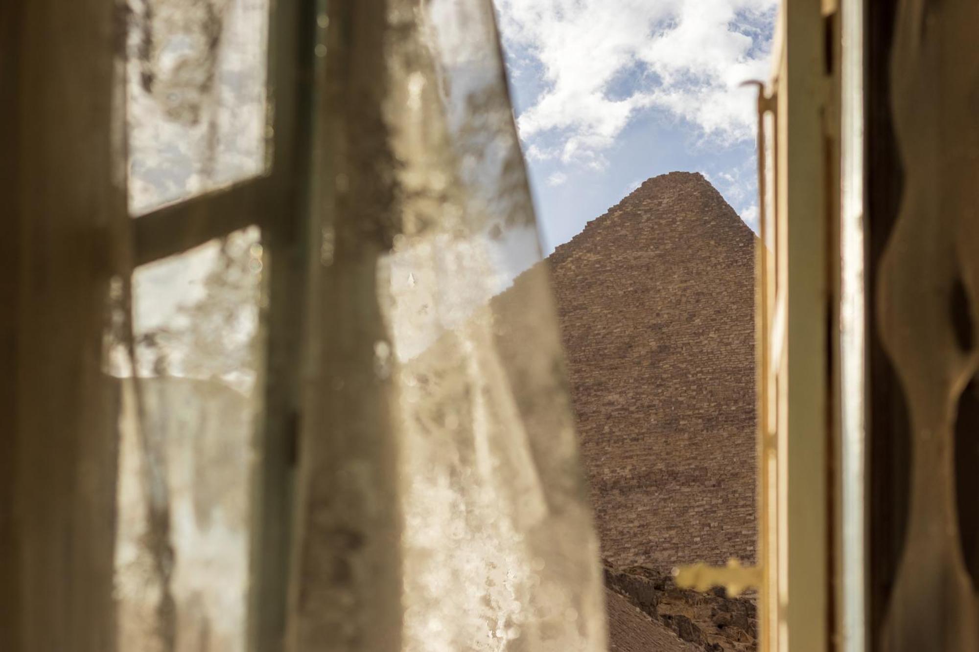 The Grand Pyramids View Hotel Kafret el-Gabal Kültér fotó