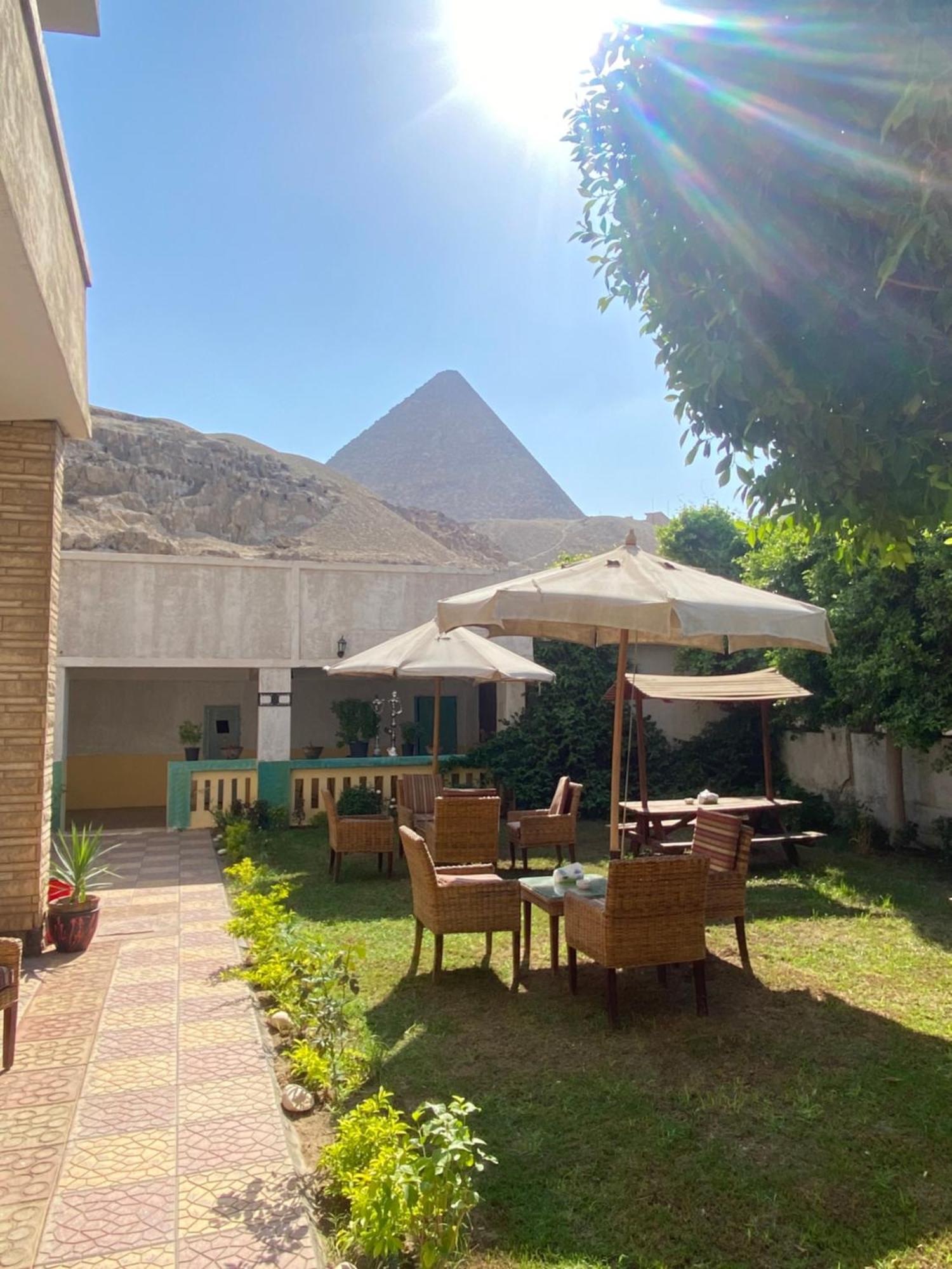 The Grand Pyramids View Hotel Kafret el-Gabal Kültér fotó