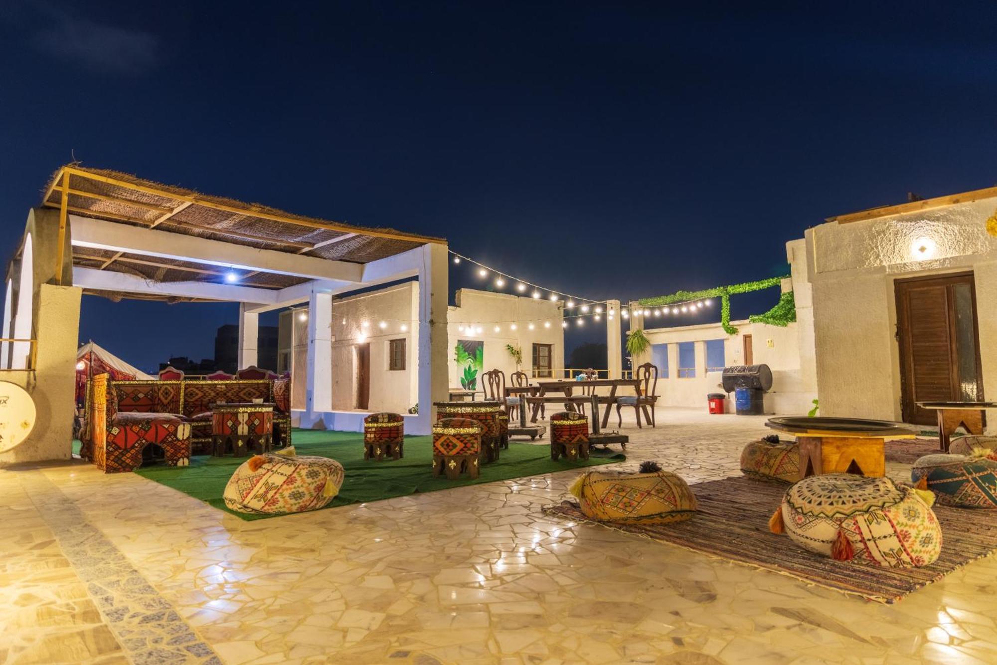 The Grand Pyramids View Hotel Kafret el-Gabal Kültér fotó